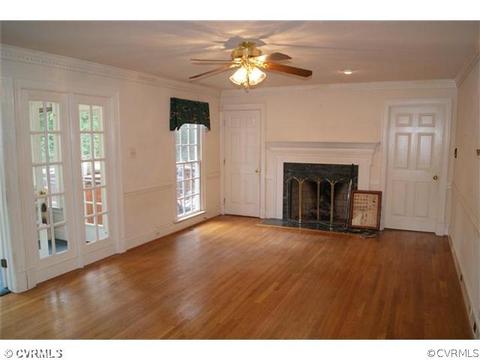 5703 Maple Brook Dr, Midlothian, VA 23112 photo 3