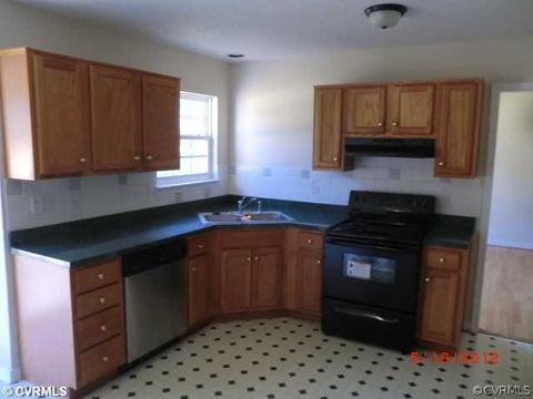 3909 Split Rail Rd, Richmond, VA 23223 photo 3