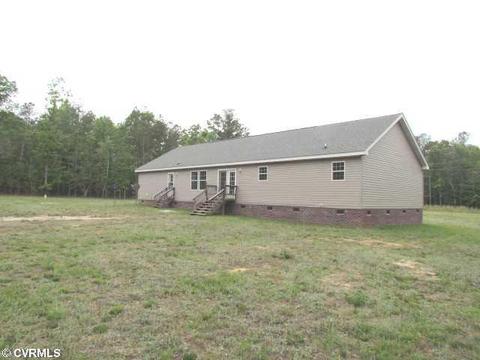 156 Fox Chase Dr, Dendron, VA 23839 photo 2