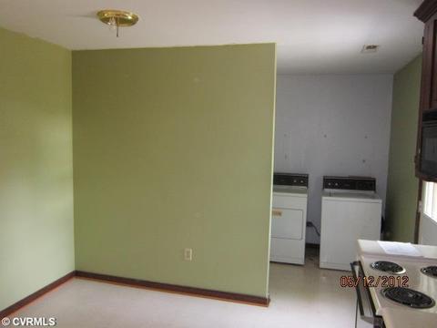 3112 Speeks Dr, Midlothian, VA 23112 photo 4