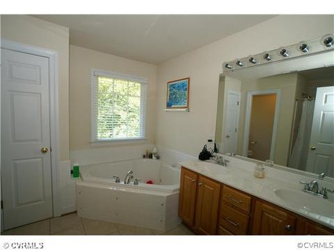 96 Carlton Ct, Aylett, VA 23009 photo 9