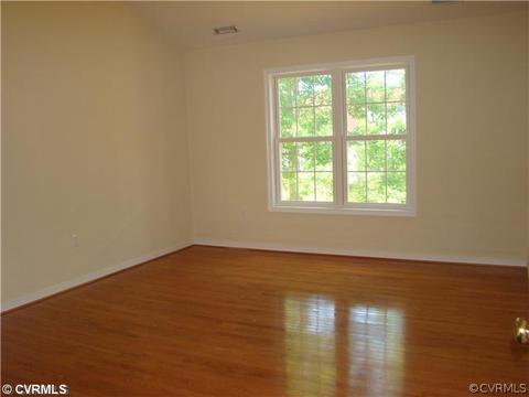 654 Krim Point Loop, Midlothian, VA 23114 photo 9
