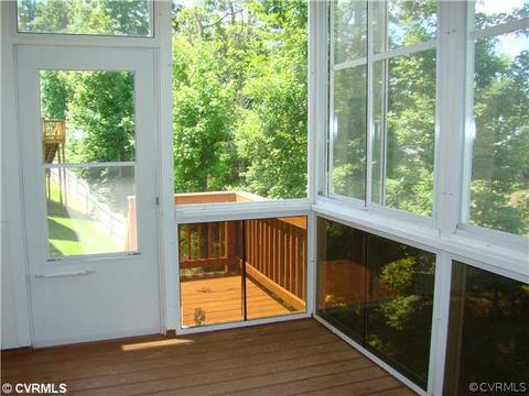 654 Krim Point Loop, Midlothian, VA 23114 photo 3