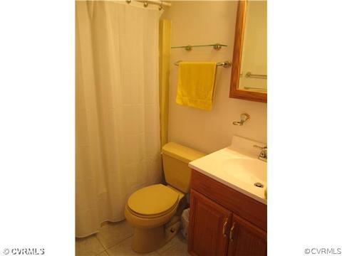 1017 Holly Grove Dr, Bumpass, VA 23024 photo 7