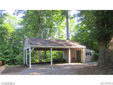 1017 Holly Grove Dr, Bumpass, VA 23024 photo 13