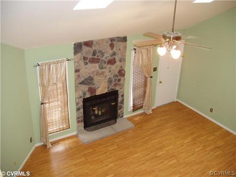 14202 Spring Gate Rd, Midlothian, VA 23112 photo 5