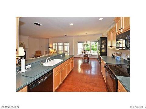801 Clayborne Ln, Midlothian, VA 23114 photo 4
