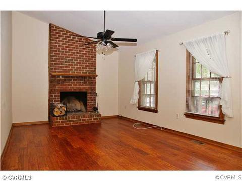 12324 Beaver Point Dr, Midlothian, VA 23112 photo 3
