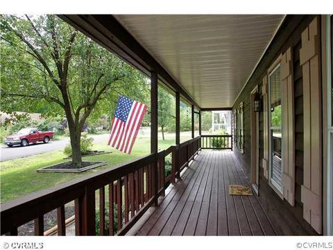 12324 Beaver Point Dr, Midlothian, VA 23112 photo 2