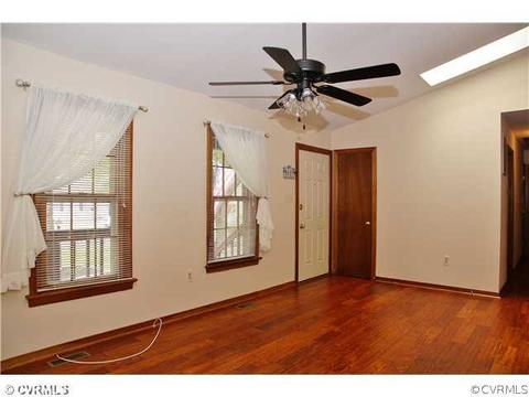 12324 Beaver Point Dr, Midlothian, VA 23112 photo 4