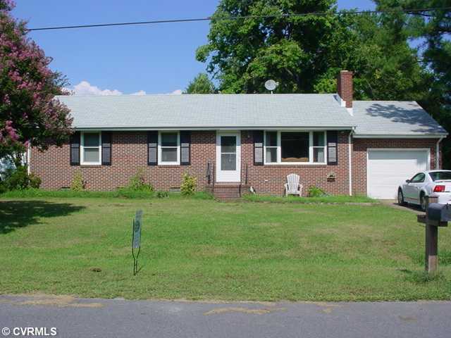 1013 Magruder Rd, Smithfield, VA 23430 photo 1