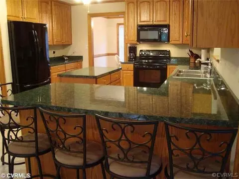 6721 Bridgeforth Ln, Amelia Court House, VA 23002 photo 5