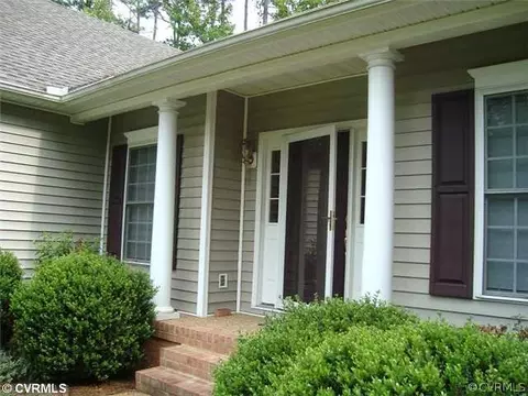 6721 Bridgeforth Ln, Amelia Court House, VA 23002 photo 4