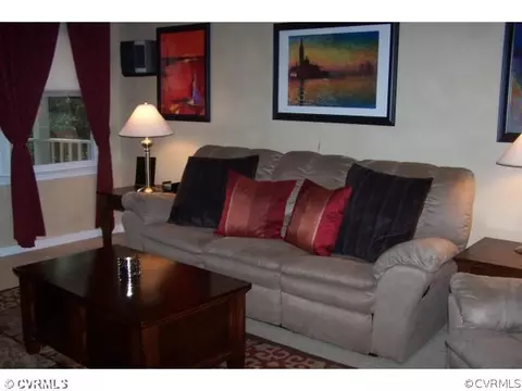 7503 Native Dancer Dr, Midlothian, VA 23112 photo 2