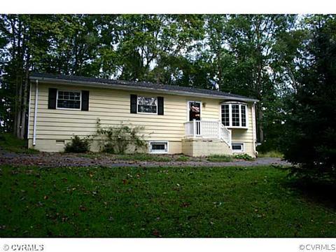9112 Patrick Henry Rd, Ashland, VA 23005 photo 1