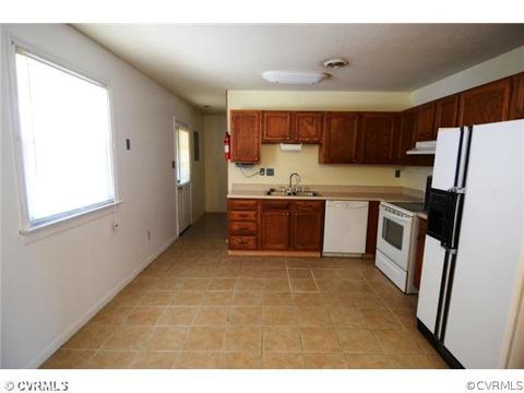 329 E Jerald St, Henrico, VA 23075 photo 2