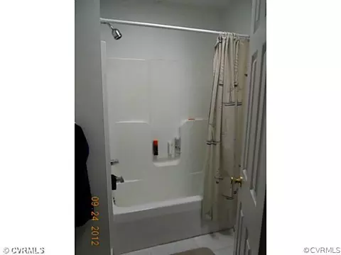 1046 Jackson Rd, Bumpass, VA 23024 photo 6
