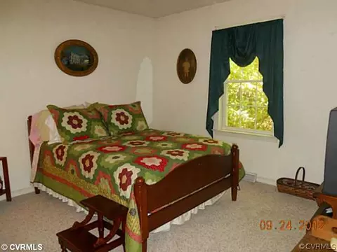 1046 Jackson Rd, Bumpass, VA 23024 photo 10