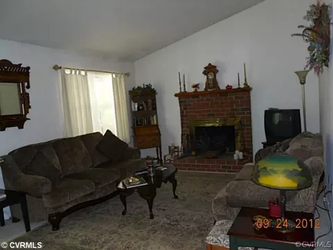 1046 Jackson Rd, Bumpass, VA 23024 photo 3