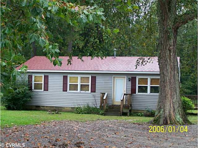 19186 Indian Town Rd, Capron, VA 23829 photo 1