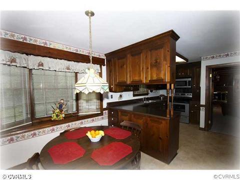 2000 Winterfield Rd, Midlothian, VA 23113 photo 8