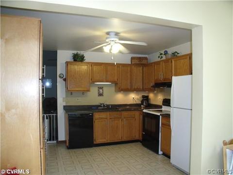 3025 Speeks Dr, Midlothian, VA 23112 photo 5