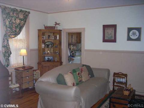200 Third St, Mineral, VA 23117 photo 4