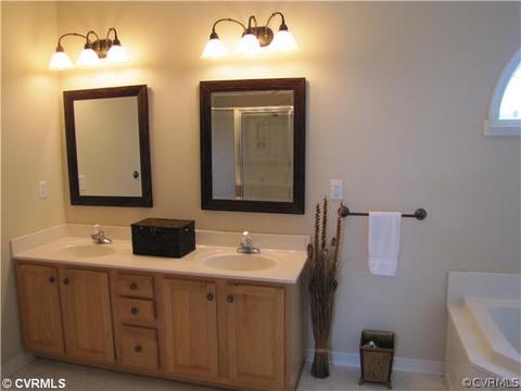 6078 Havenview Dr, Mechanicsville, VA 23111 photo 13