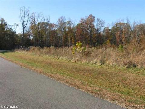 4200 Falling View Ln, Mechanicsville, VA 23111 photo 2