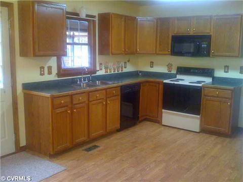 76 Mayfair Trce, Aylett, VA 23009 photo 2