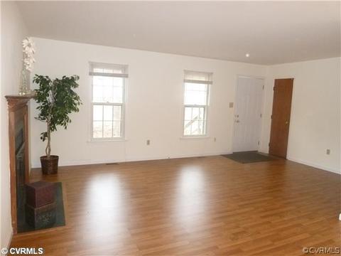 3043 Speeks Dr, Midlothian, VA 23112 photo 3