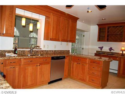 13063 Fairway Ln, Ashland, VA 23005 photo 4