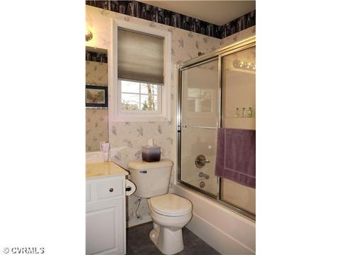 671 Krim Point Loop, Midlothian, VA 23114 photo 13