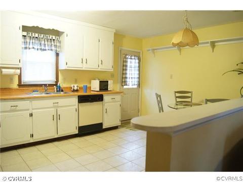 7005 Pointer Ridge Rd, Midlothian, VA 23112 photo 3