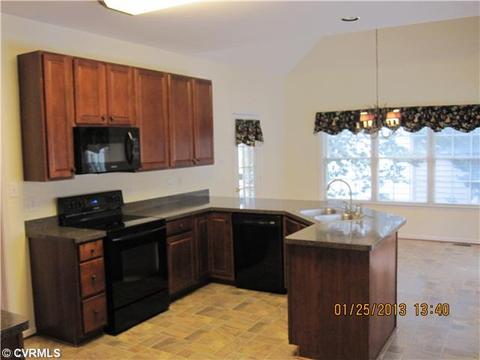 10367 Brickerton Dr, Mechanicsville, VA 23116 photo 4