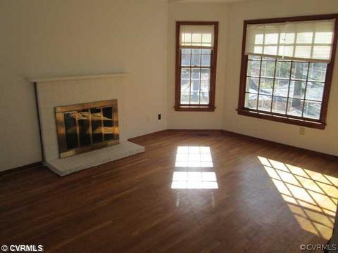 5805 Mill Spring Rd, Midlothian, VA 23112 photo 3
