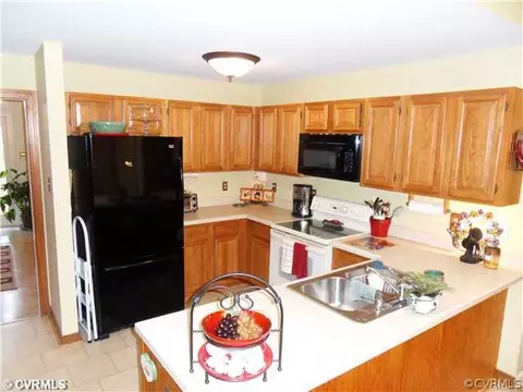 9104 Berry Patch Dr, Chesterfield, VA 23832 photo 13
