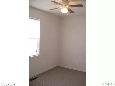 75 Conner St, Dillwyn, VA 23936 photo 4