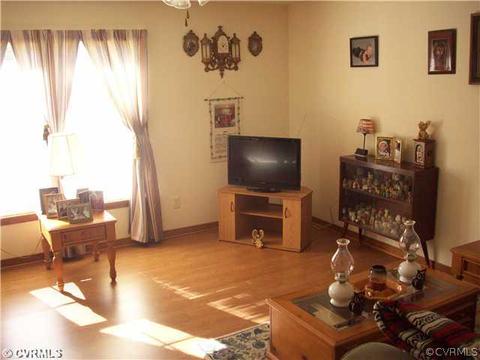 3225 Pinefields Dr, Henrico, VA 23231 photo 2