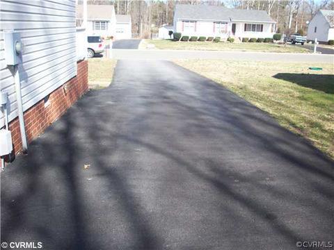3225 Pinefields Dr, Henrico, VA 23231 photo 7