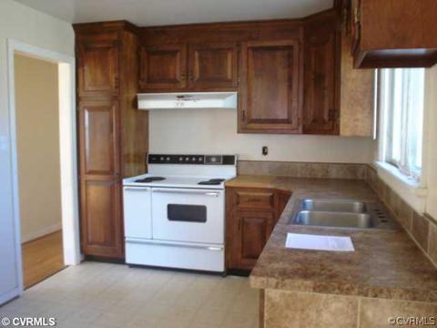 12 E Gray St, Sandston, VA 23150 photo 3