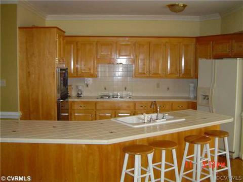 5711 Maple Brook Dr, Midlothian, VA 23112 photo 6