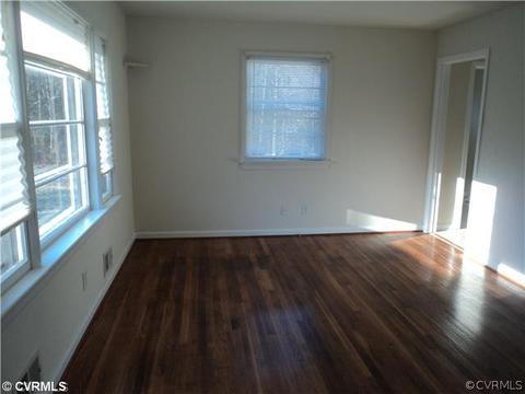 8924 Clovis St, North Chesterfield, VA 23237 photo 2