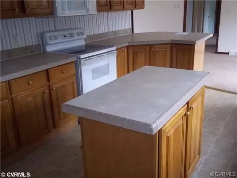 10109 Scotts Rd, Dewitt, VA 23840 photo 3