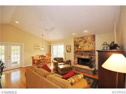 49 Walnut Ct, Bumpass, VA 23024 photo 15