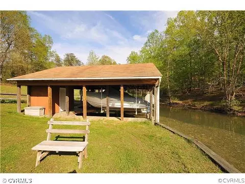 49 Walnut Ct, Bumpass, VA 23024 photo 8