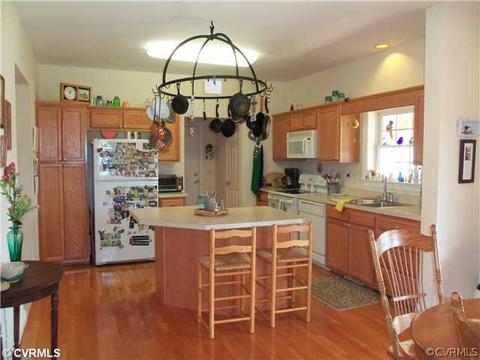 34 Cedar Springs Rd, Cartersville, VA 23027 photo 18