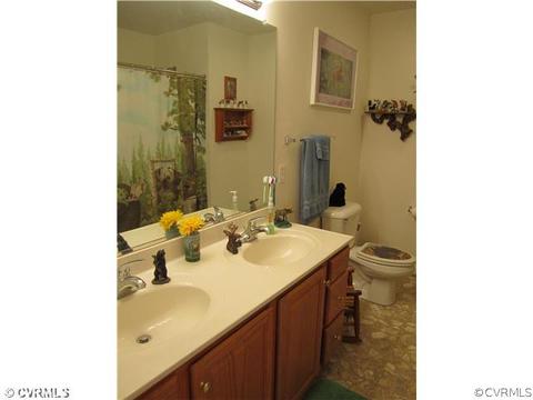 30 Pine Ct, Bumpass, VA 23024 photo 9