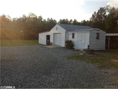5482 Smokey Rd, Aylett, VA 23009 photo 2
