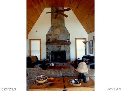 503 Riverview Dr, Buckingham, VA 23921 photo 4